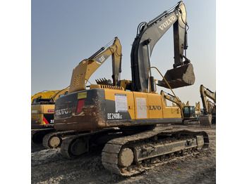 Гусеничный экскаватор VOLVO EC240BLC