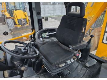 Экскаватор-погрузчик JCB: фото 3