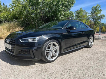Легковой автомобиль AUDI