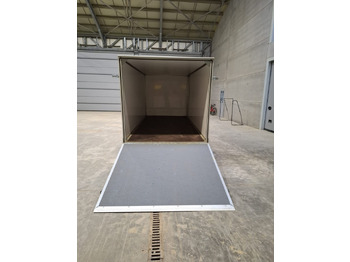 : фото в шапке страницы