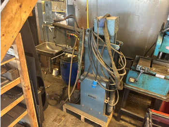 Оборудование для мастерских