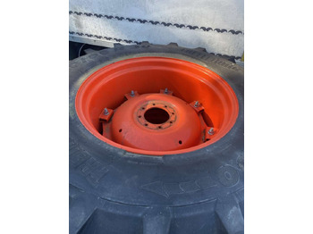 Сельскохозяйственная техника 2stk Trelleborg TM600 på felg: фото 3