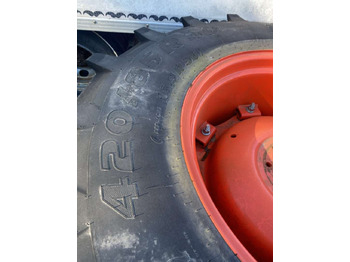 Сельскохозяйственная техника 2stk Trelleborg TM600 på felg: фото 5