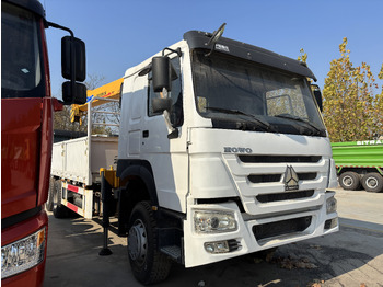 Автоманипулятор SINOTRUK HOWO