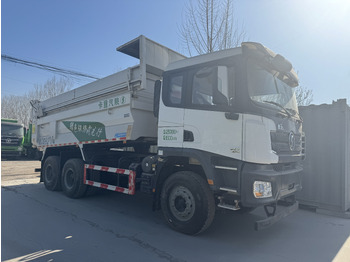 Самосвал SHACMAN