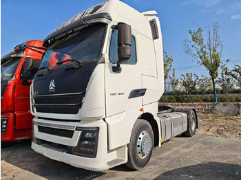 Тягач SINOTRUK HOWO