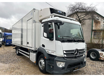 : фото в шапке страницы