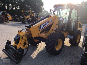 Телескопический фронтальный погрузчик JCB