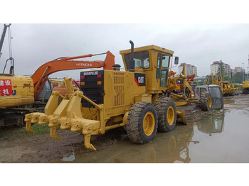 Грейдер CATERPILLAR 140H