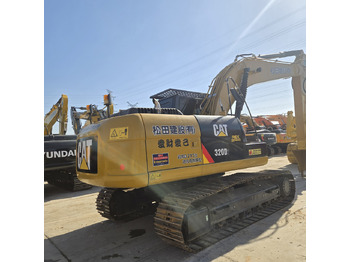 Гусеничный экскаватор Caterpillar 320D: фото 3