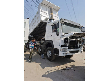 Самосвал SINOTRUK HOWO