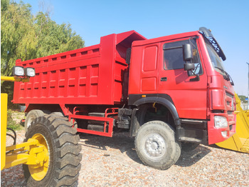 Самосвал SINOTRUK HOWO