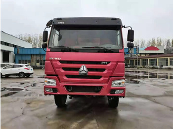 Самосвал SINOTRUK HOWO