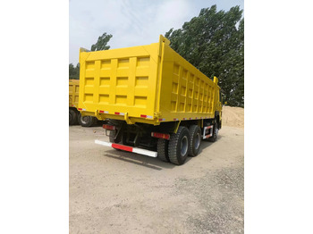 Самосвал SINOTRUK HOWO: фото 3