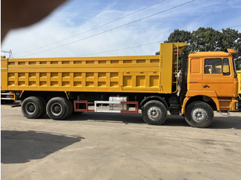 Самосвал Shacman F3000 8*4: фото 5 Самосвал Shacman F3000 8*4: фото 5