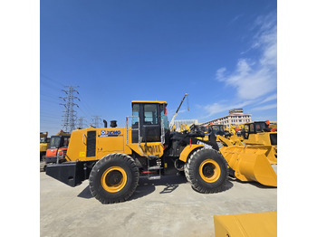 Колёсный погрузчик XCMG LW500HV