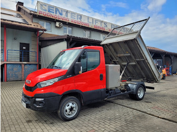 Малотоннажный самосвал IVECO Daily 35c13