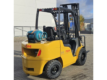 Новый Газовый погрузчик TCM FGE35-E2 BRAND NEW D3700mm: фото 2