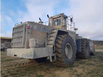 Колёсный погрузчик CATERPILLAR 992
