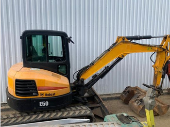 Мини-экскаватор BOBCAT E50
