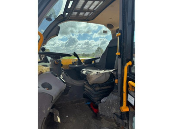 Телескопический погрузчик JCB 538-70 XTRA: фото 4