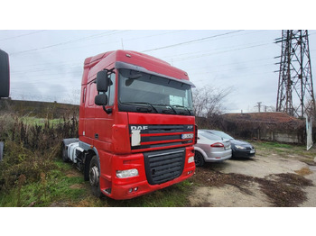 Тягач DAF XF 105 460