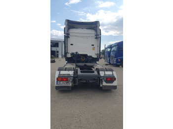 Тягач Scania R 440: фото 4 Тягач Scania R 440: фото 4