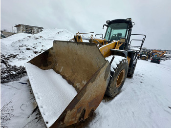 Колёсный погрузчик YTO