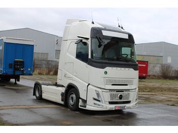 Тягач VOLVO FH 500