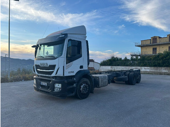 Грузовик-шасси IVECO Stralis