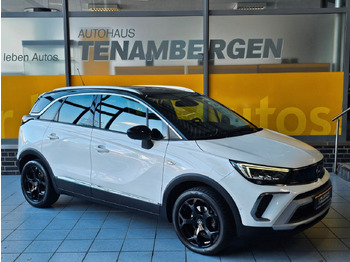 Седан OPEL