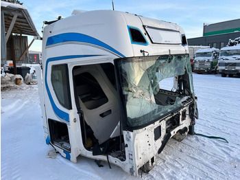 : фото в шапке страницы