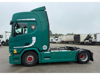 Тягач Scania R450: фото 2 Тягач Scania R450: фото 2