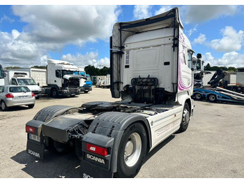 Тягач Scania R580: фото 5