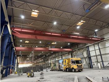 Кран DEMAG