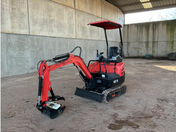 Мини-экскаватор