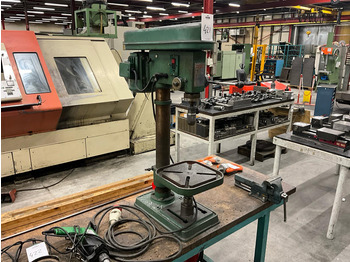 Буровая машина