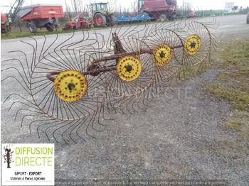 Сеноворошилка JOHN DEERE