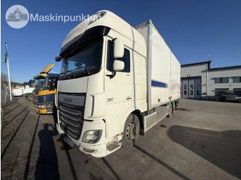 Грузовик с закрытым кузовом DAF XF 510