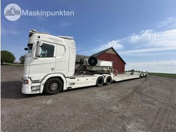 Тягач SCANIA R 580