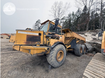 Сочленённый самосвал VOLVO A25C