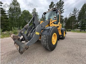 Колёсный погрузчик VOLVO L90F