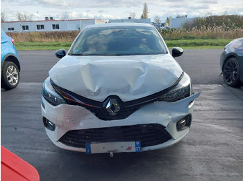 Легковой автомобиль RENAULT
