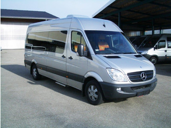 Микроавтобус MERCEDES-BENZ