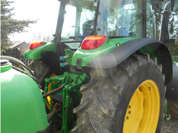 Трактор John Deere 5115M: фото 3
