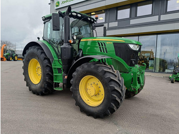 Трактор JOHN DEERE 6215R