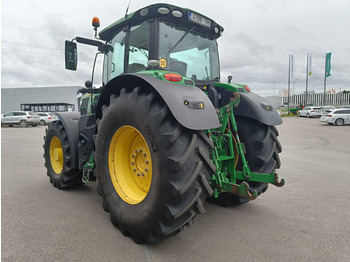 Трактор John Deere 6215R: фото 5 Трактор John Deere 6215R: фото 5