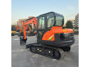 Гусеничный экскаватор DOOSAN DX60