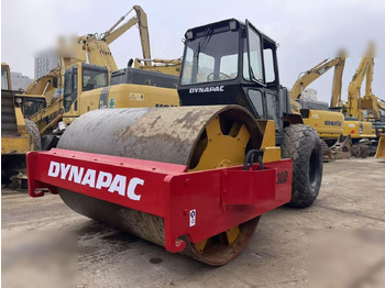 Каток DYNAPAC