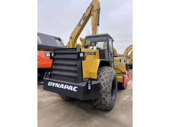 Каток DYNAPAC CA30D: фото 4 Каток DYNAPAC CA30D: фото 4